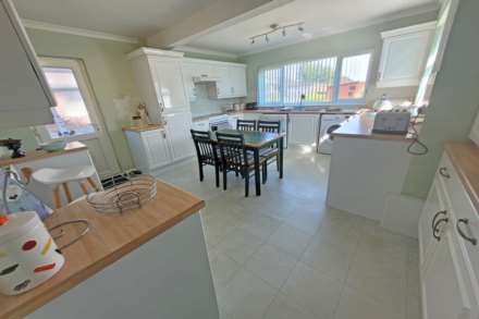 Downs Road, Eastbourne, BN22 0JJ, Image 2