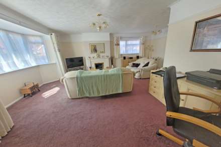 Downs Road, Eastbourne, BN22 0JJ, Image 3
