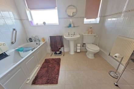 Downs Road, Eastbourne, BN22 0JJ, Image 6
