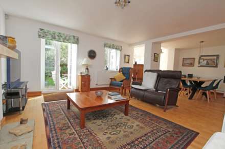 Silver Strand West, Sovereign Harbour North, BN23 5NP, Image 2