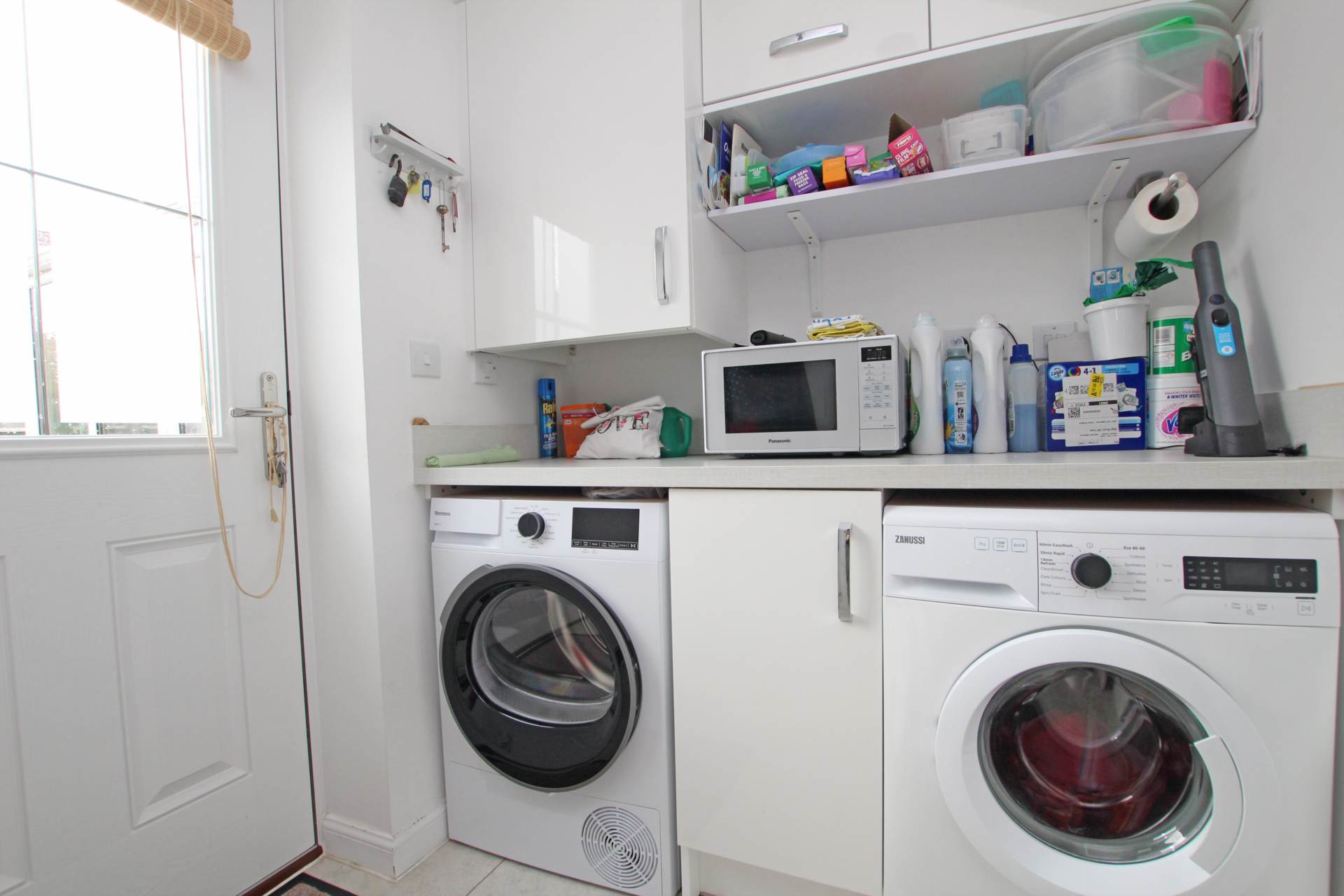 Coniston Avenue, Eastbourne, BN22 0AQ, Image 16
