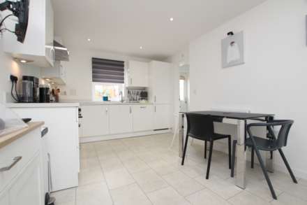 Coniston Avenue, Eastbourne, BN22 0AQ, Image 11