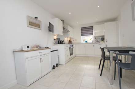 Coniston Avenue, Eastbourne, BN22 0AQ, Image 15