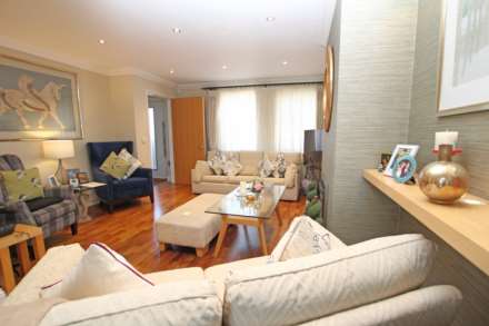 Churchfield Square, Eastbourne, BN21 2GN, Image 12