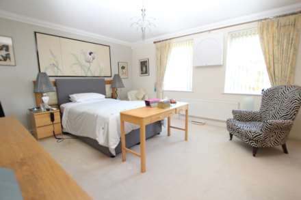 Churchfield Square, Eastbourne, BN21 2GN, Image 7