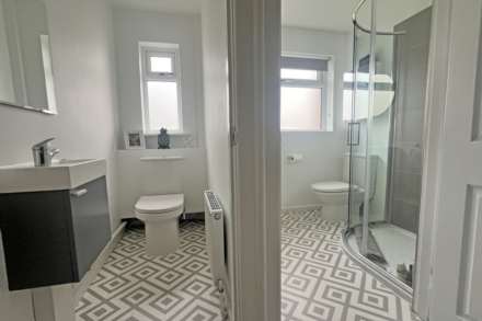 Amberley Road, Eastbourne, BN22 0EH, Image 16