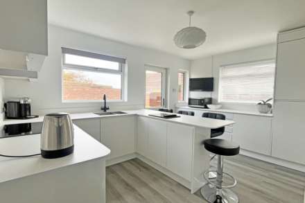 Amberley Road, Eastbourne, BN22 0EH, Image 3