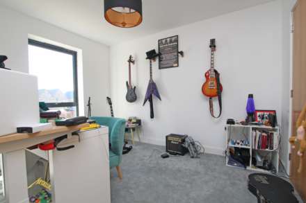 Macauley Drive, Eastbourne, BN23 5BU, Image 18