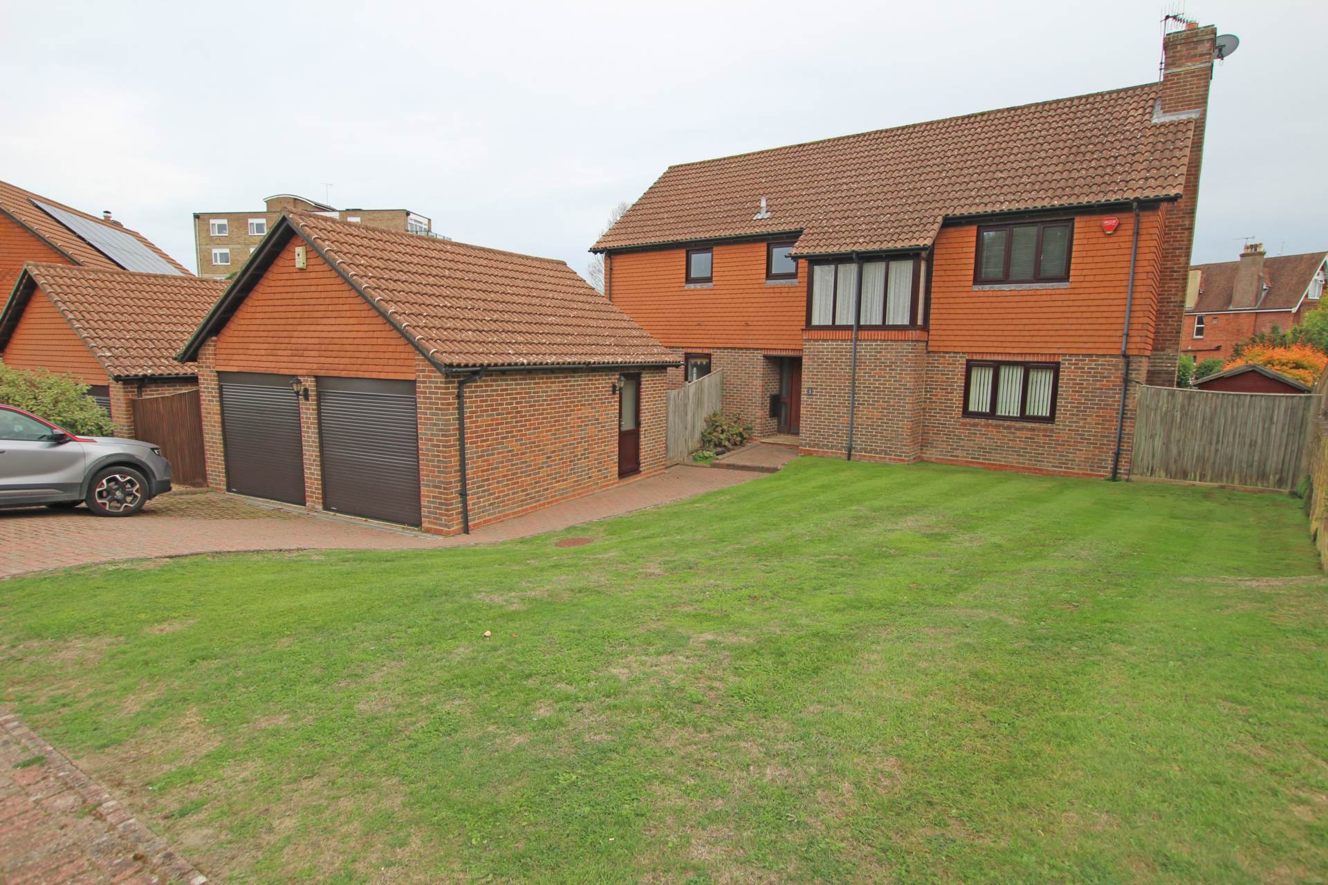 Saffrons Park, Eastbourne, BN20 7UX, Image 1