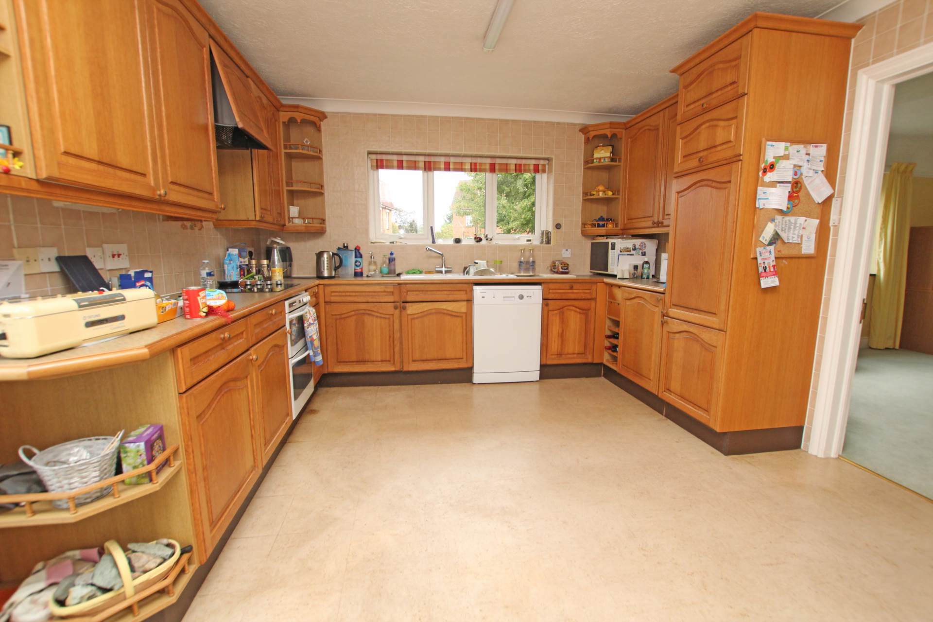 Saffrons Park, Eastbourne, BN20 7UX, Image 14