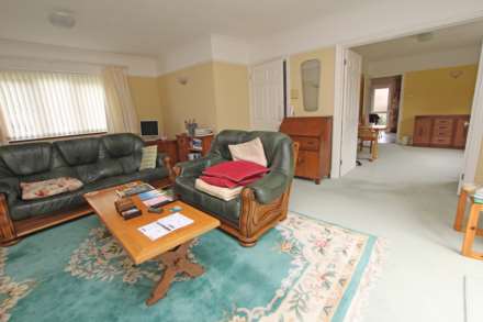 Saffrons Park, Eastbourne, BN20 7UX, Image 13