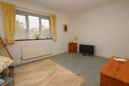 Saffrons Park, Eastbourne, BN20 7UX, Image 7