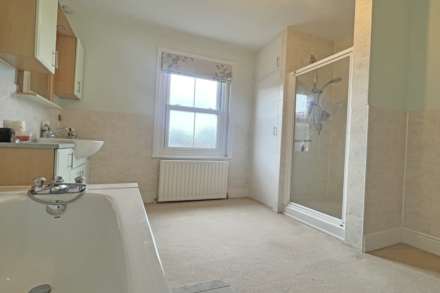 Gore Park Road, Eastbourne, BN21 1TG, Image 17