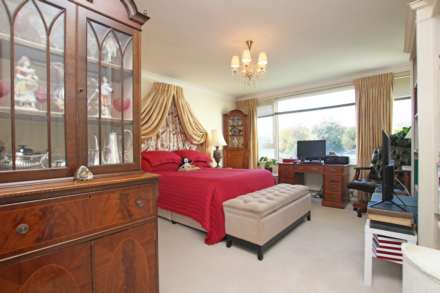 Compton Place Road, Eastbourne, BN21 1DX, Image 4
