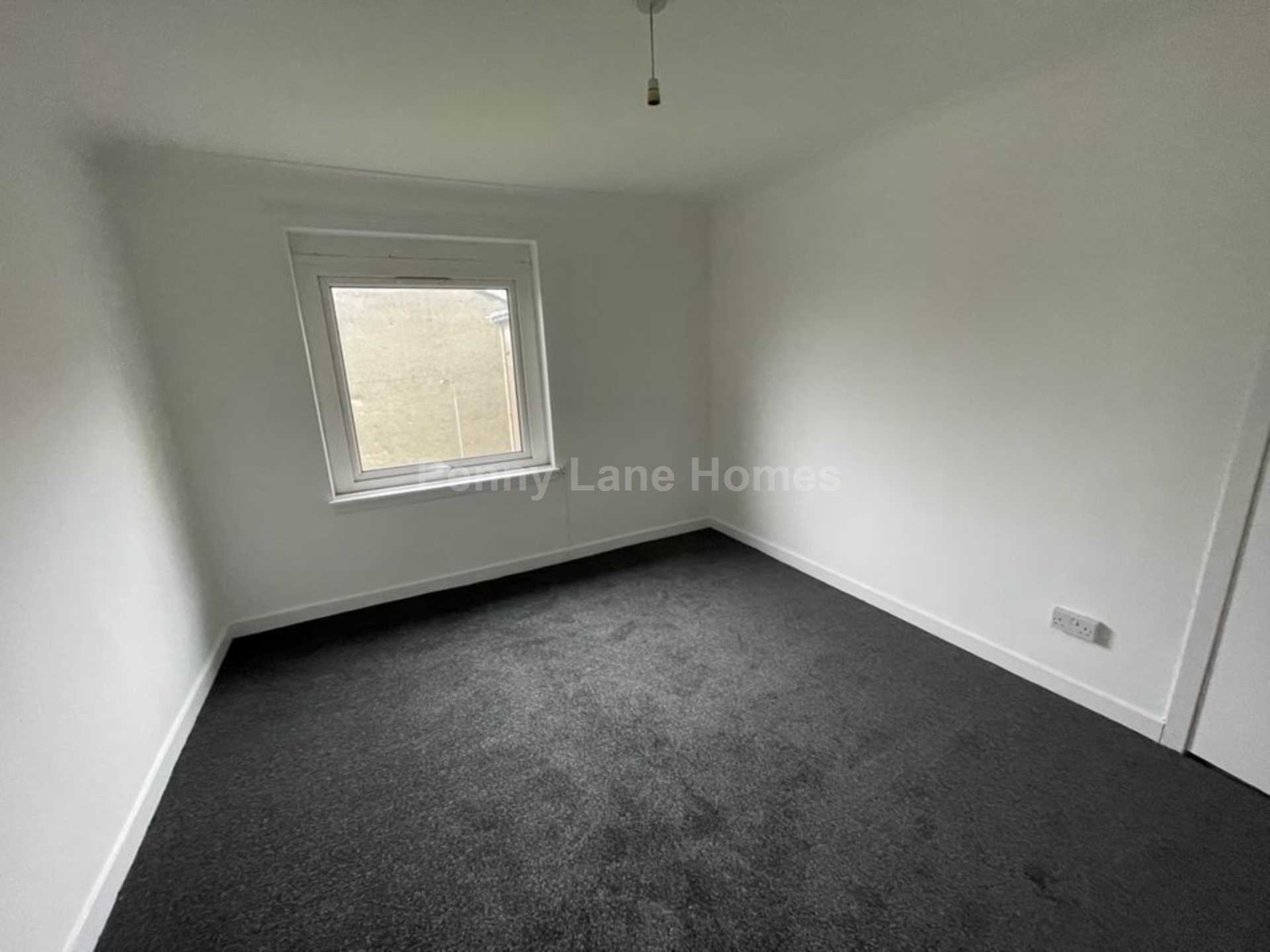 Thornhill, Johnstone, Image 3