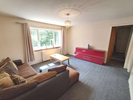 Larch Place, Johnstone, Image 2