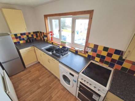 Larch Place, Johnstone, Image 3