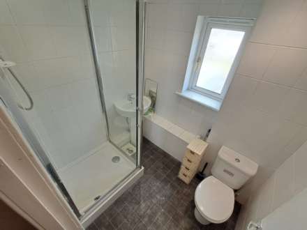 Larch Place, Johnstone, Image 5