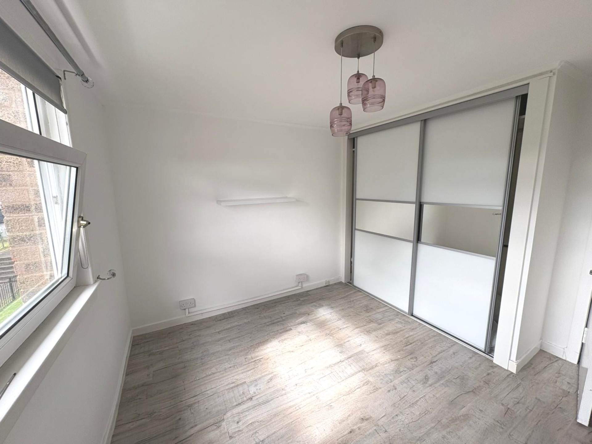 Lounsdale Crescent, Paisley, Image 7