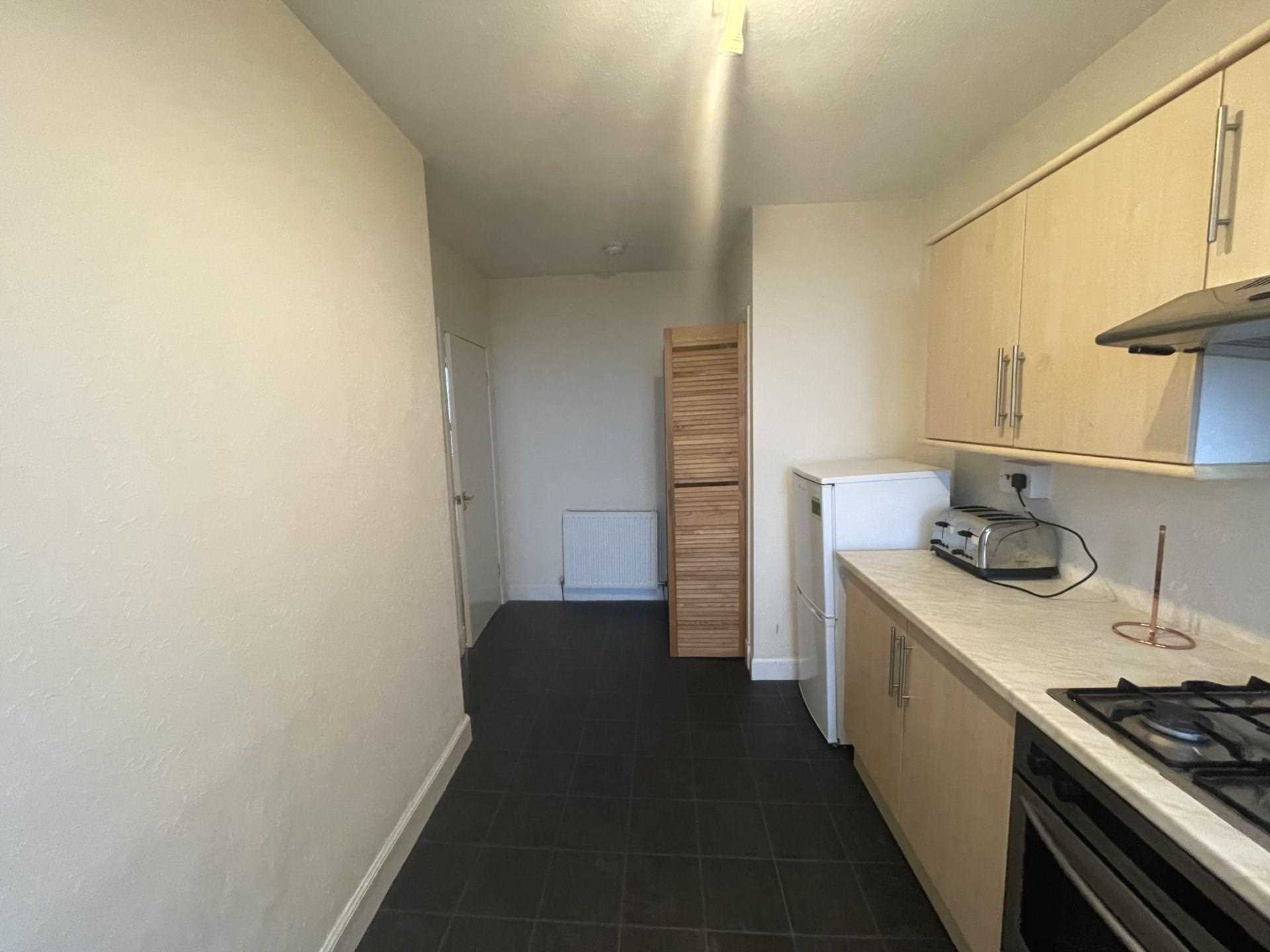 Clavering Street East, Paisley, Image 6