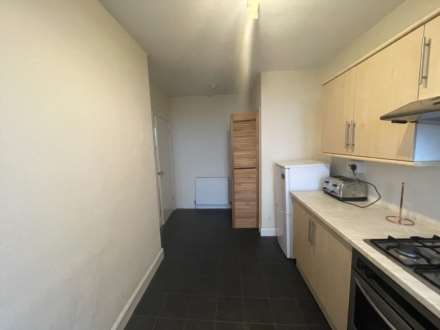 Clavering Street East, Paisley, Image 6