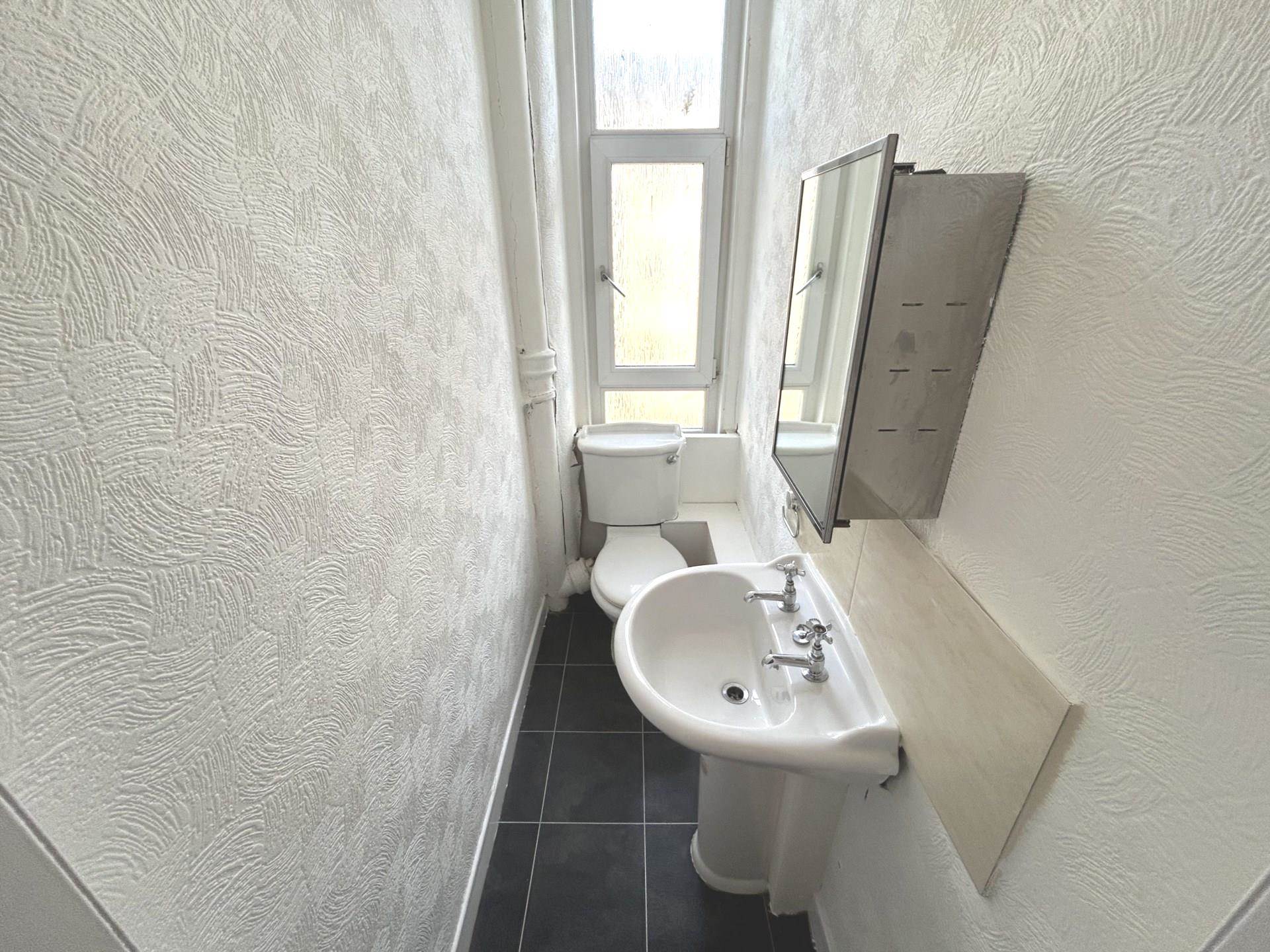 Crossflat Crescent, Paisley, Image 5