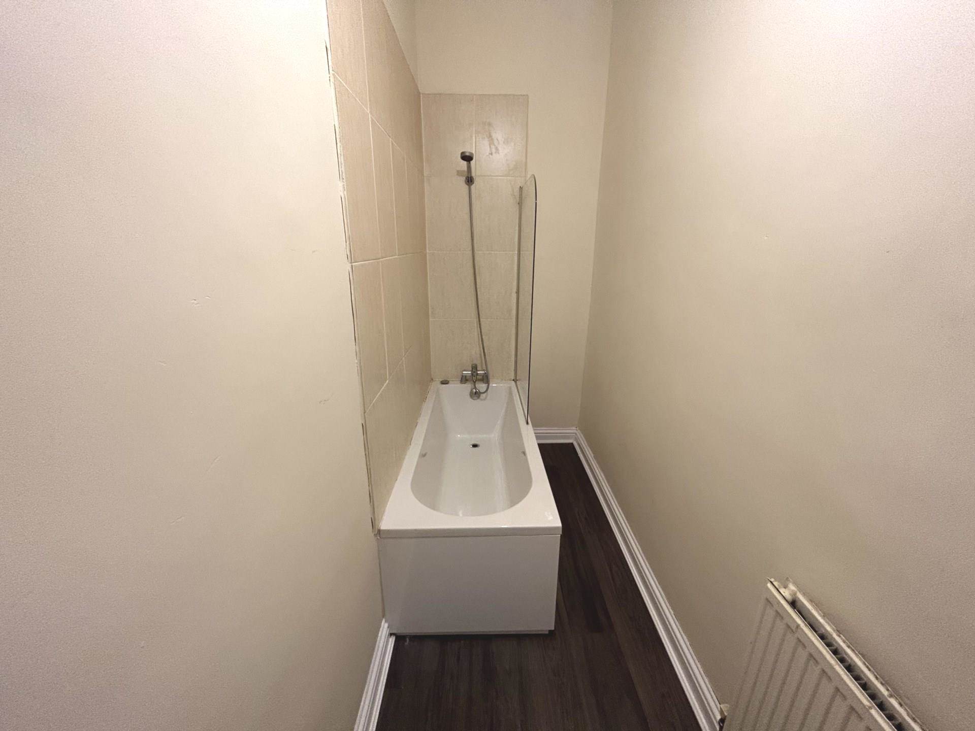 Crossflat Crescent, Paisley, Image 6