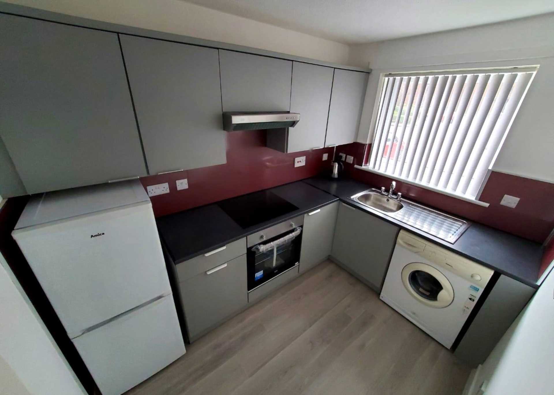 McLean Place, Paisley, Image 3