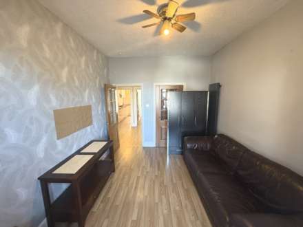 Renfield Street, Renfrew, Image 3
