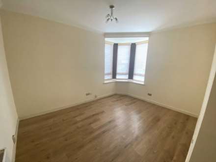 Wilson Street, Renfrew, Image 2