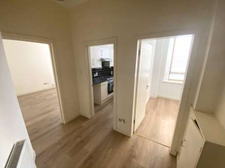 Wilson Street, Renfrew, Image 4
