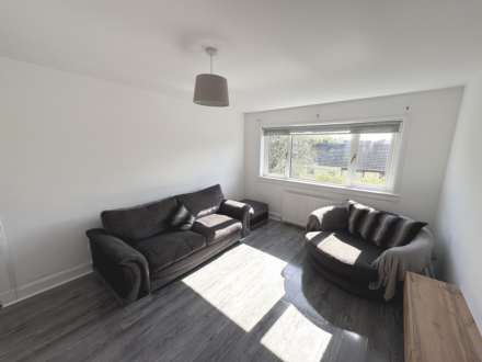 Craigielea Road, Renfrew, Image 3
