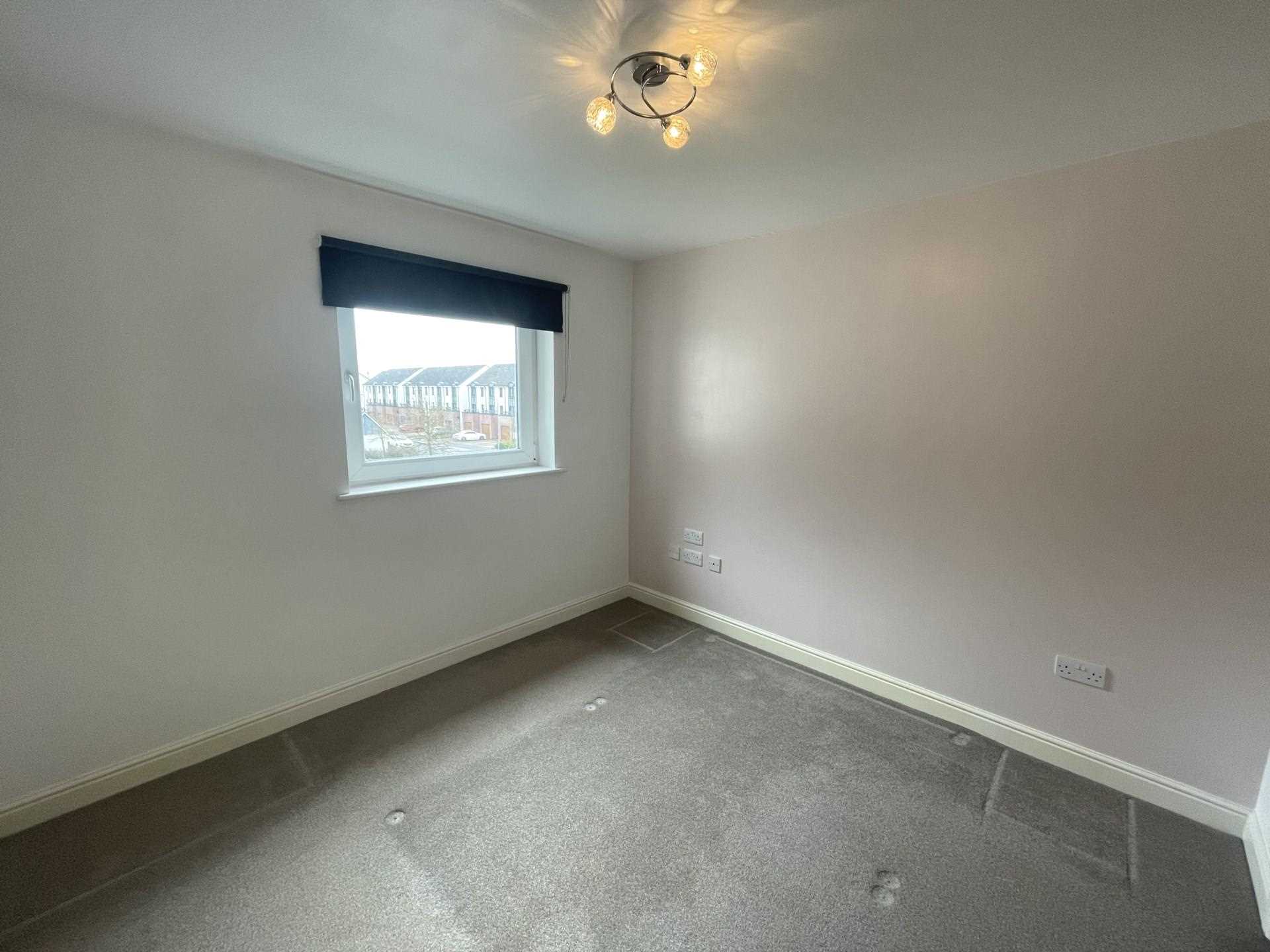 Kenley Road, Renfrew, Image 10