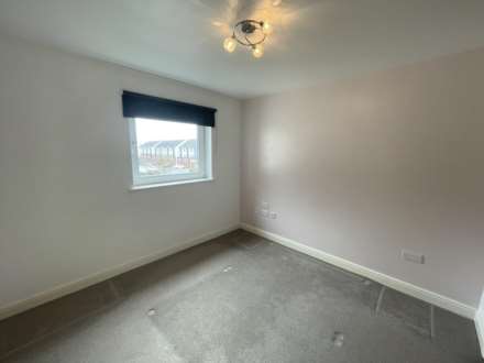 Kenley Road, Renfrew, Image 10