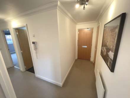Kenley Road, Renfrew, Image 12