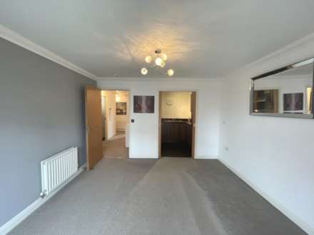 Kenley Road, Renfrew, Image 3