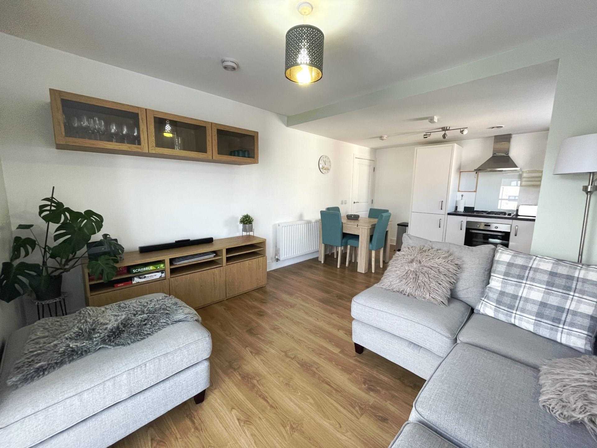Mulberry Crescent, Renfrew, Image 2