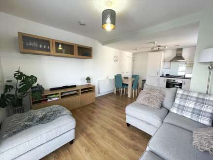 Mulberry Crescent, Renfrew, Image 2