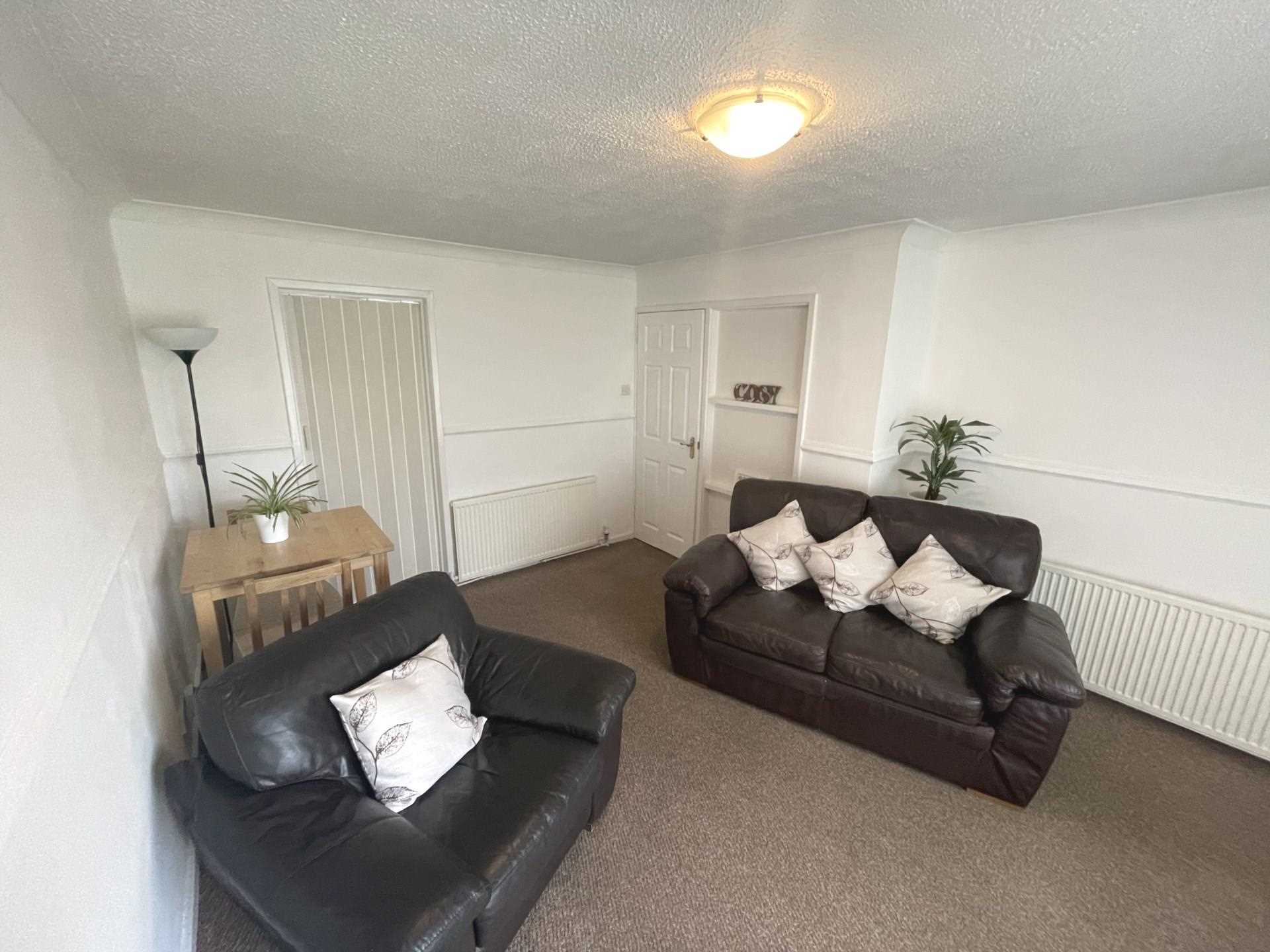 Leander Crescent, Renfrew, Image 2