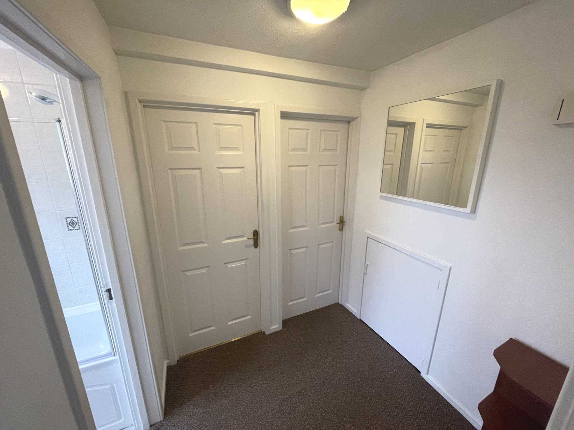 Leander Crescent, Renfrew, Image 7