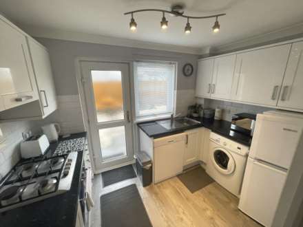 Leander Crescent, Renfrew, Image 4
