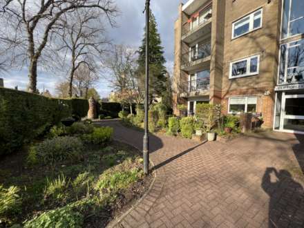 Nithsdale Road, Glasgow, Image 15