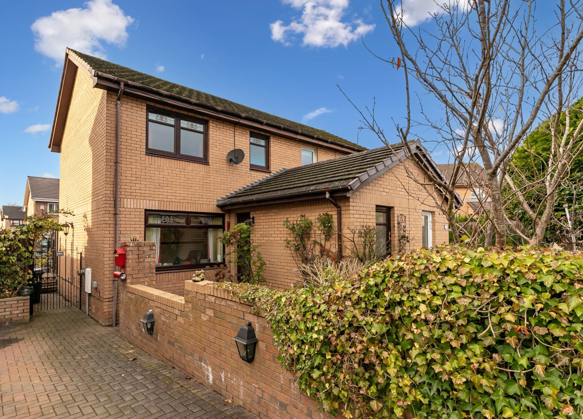 Rhindhouse Place, Baillieston, Image 1
