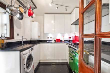 Rhindhouse Place, Baillieston, Image 12