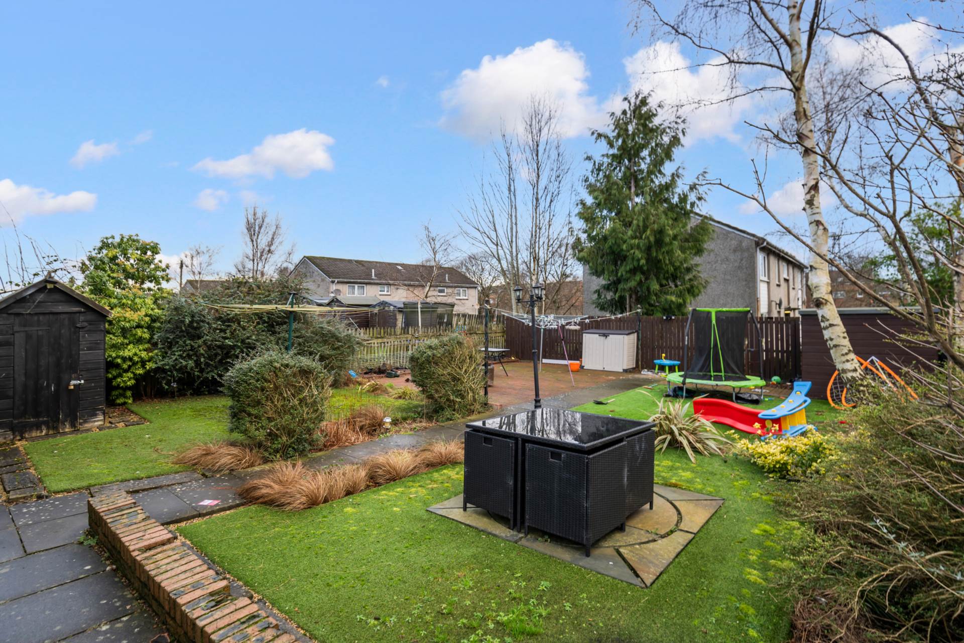 Parkview Avenue, Lenzie, Image 2