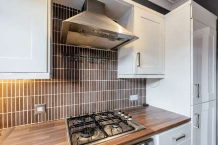 Parkview Avenue, Lenzie, Image 17