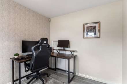 Mossbeath Crescent, Glasgow, Image 10