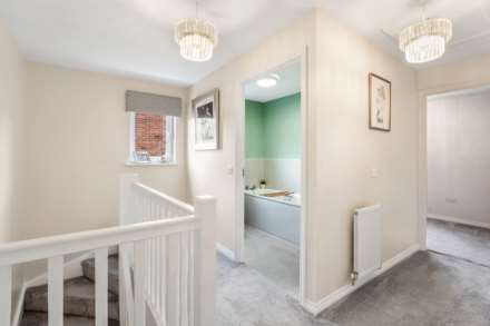 Mossbeath Crescent, Glasgow, Image 16