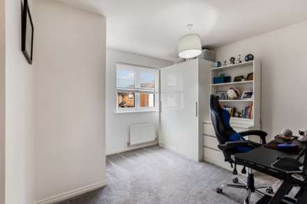 Mossbeath Crescent, Glasgow, Image 28