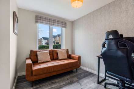 Mossbeath Crescent, Glasgow, Image 9
